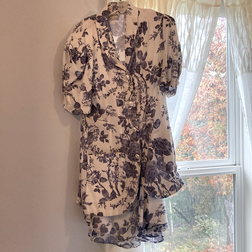 Vintage Blue and White Floral Pearl Button Shirt and Skirt Set